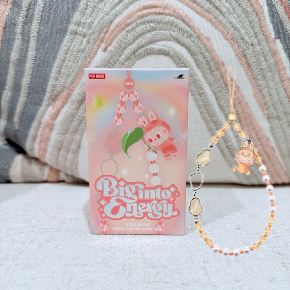 BRAND NEW THE MONSTERS Big into Energy Series-Phone Charm Blind Box - Happiness